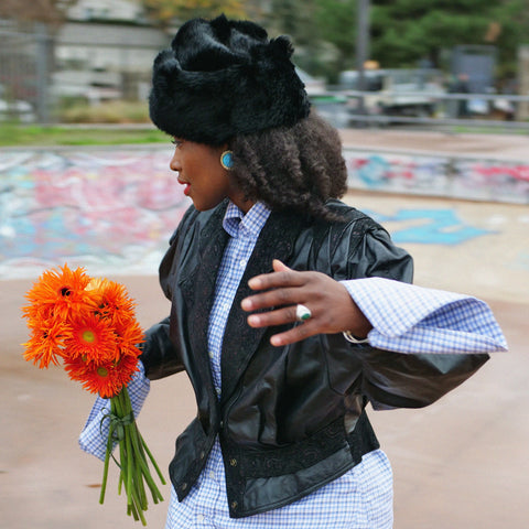 Facing Roses - Single